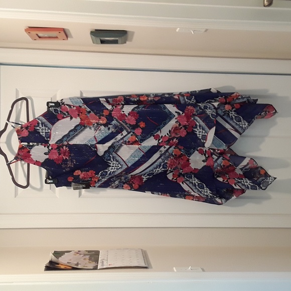 NWT INC International Concepts - Picture 2 of 2